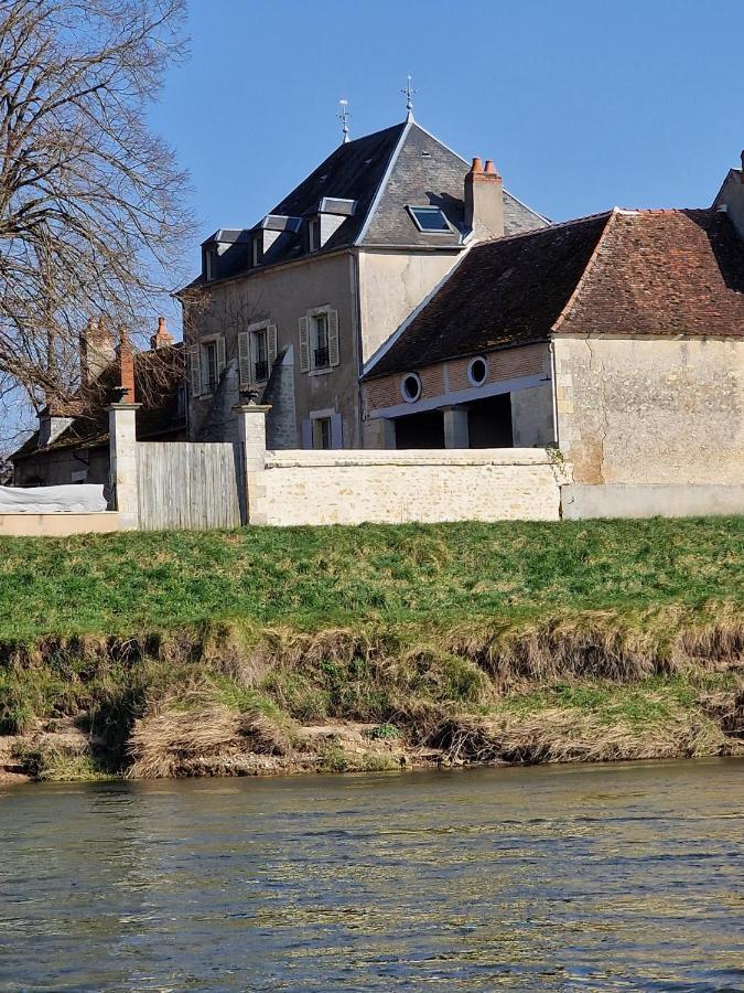 Chambre D'Hotes "Au Bord De Loire" La Marche 외부 사진